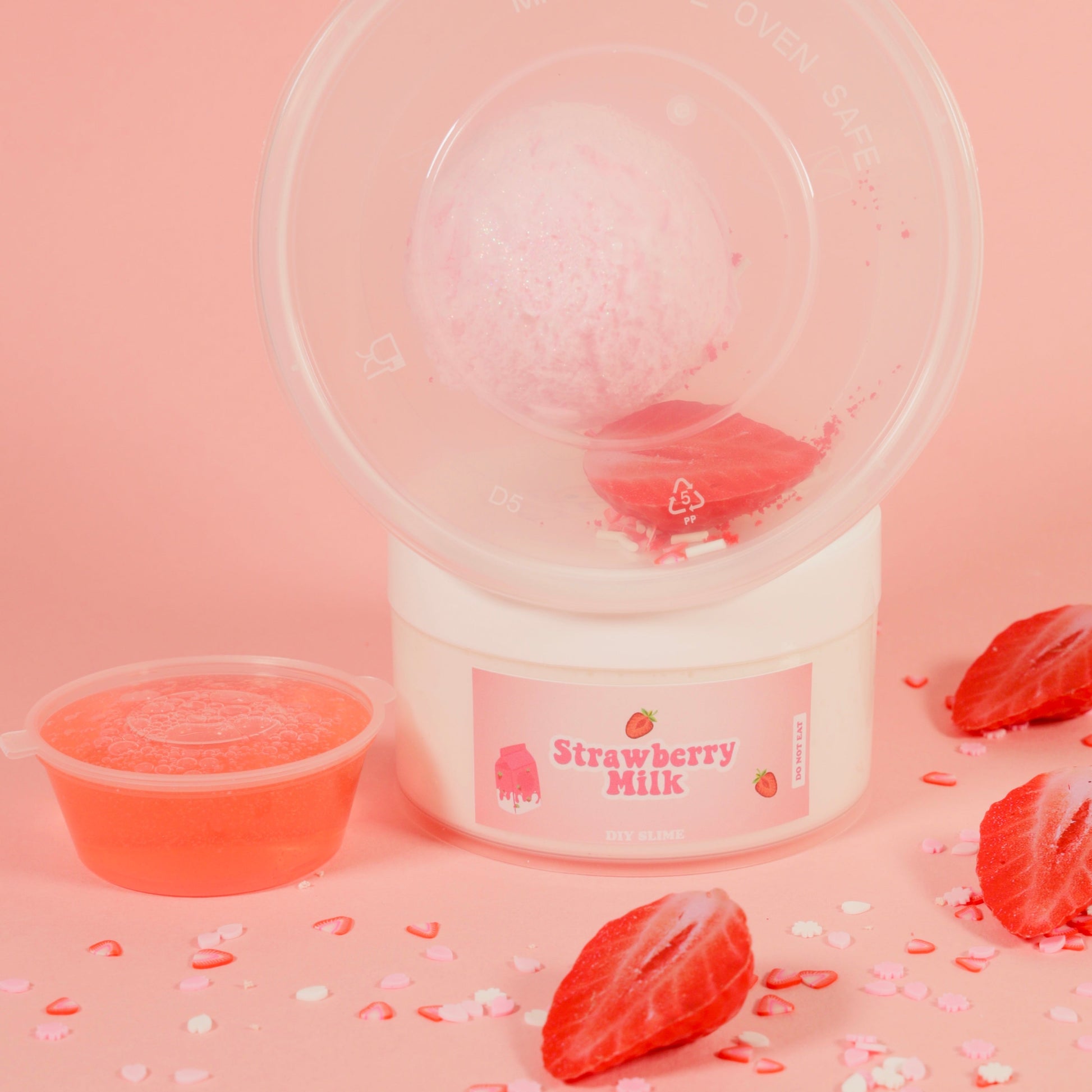 STRAWBERRY MILK 8OZ - Mochi Slime
